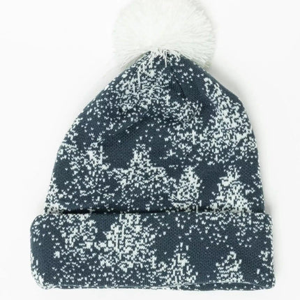 Spruce Winter Hat with Pom & Waterproof Leash