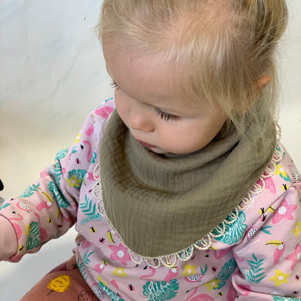Scarf-bib , khaki