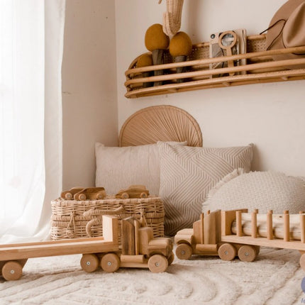 QToys Australia (USA) FLAT BACK TRUCK